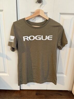 ROGUE WOMEN'S RELAXED BASIC SHIRT Rogue Logo Olive Green Tee